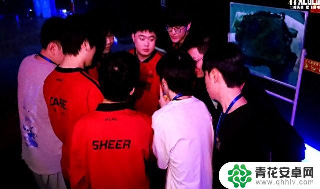 雷竞技资讯:Jiejie被Doinb淘汰后心如刀割!向FPX公开道歉表达歉意