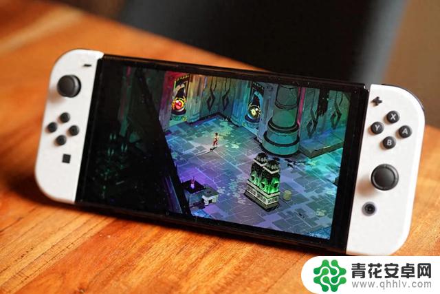 任天堂因市场情况调高首代Switch游戏机价格