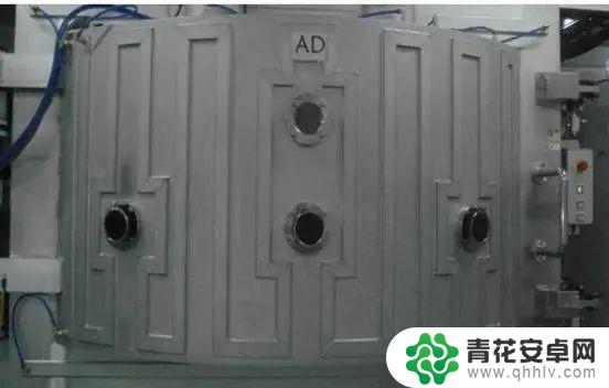 手机屏幕升级的最后一步,就在这张薄薄的玻璃上