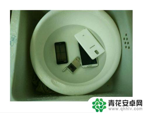 怎么把手机弄坏不爆炸 怎么才能让手机摔坏