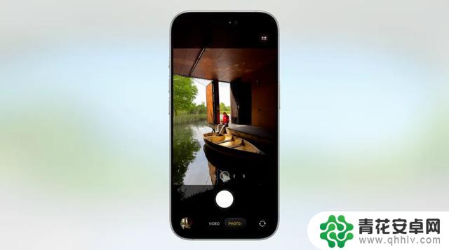 iOS 26 设计风格焕然一新,全新版本震撼亮相!