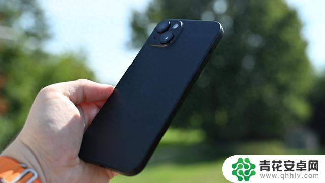 苹果iPhone在新兴市场需求增长,但在中国市场放缓