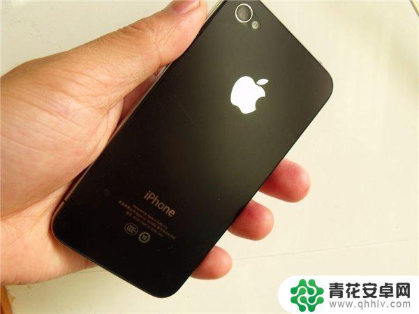 苹果哪款手机后壳不是玻璃的 历代苹果iPhone机身材料发展趋势