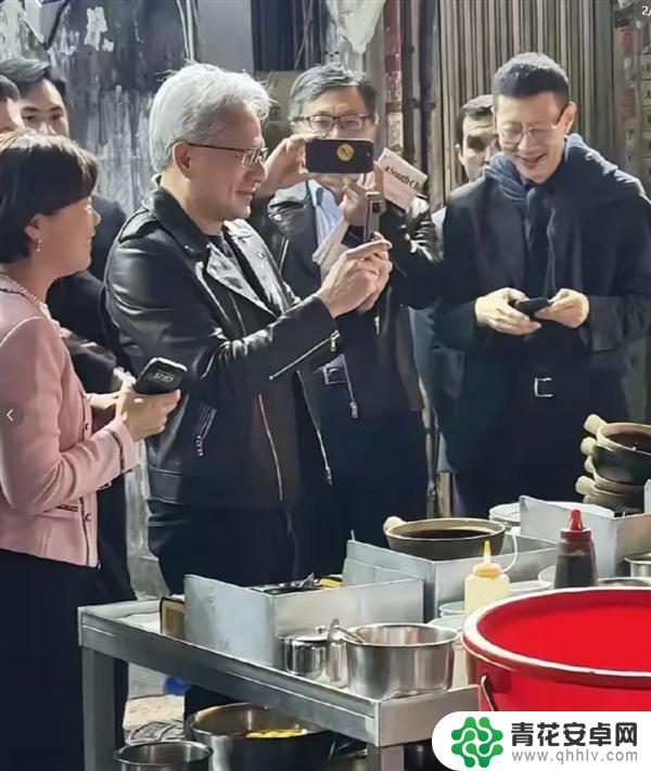 4万亿美元CEO的手机选择:黄仁勋曝光,安卓系统纯正简洁