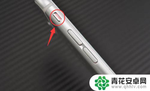 苹果手机一下子没有声音了怎么回事 苹果手机耳机插入后没有声音