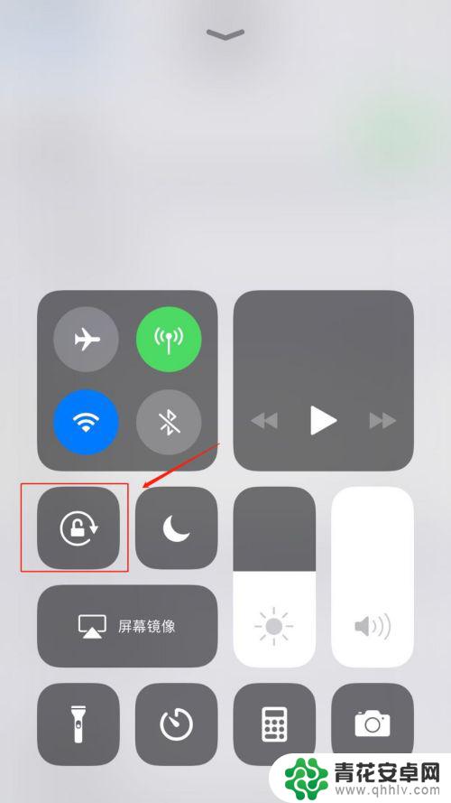 苹果手机如何锁屏幕不旋转了 怎么在苹果手机上关闭屏幕自动旋转