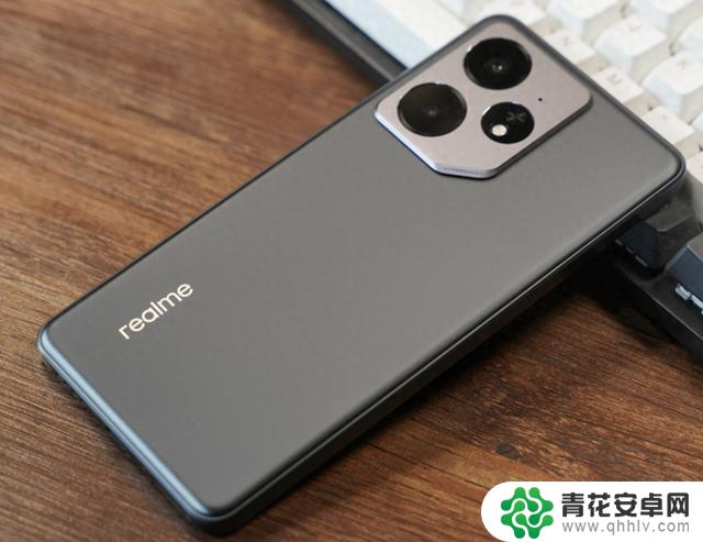 2023年国补后,三款16GB RAM 1TB存储手机性价比高,最低售价2635元
