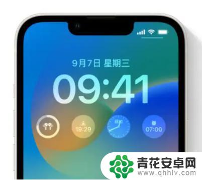 苹果手机上的时间怎么调大小字体 iOS16锁屏时间字体修改教程详解