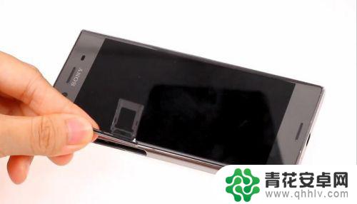 索尼手机屏幕如何拆卸图解 Sony Xperia XZ Premium内部结构解析