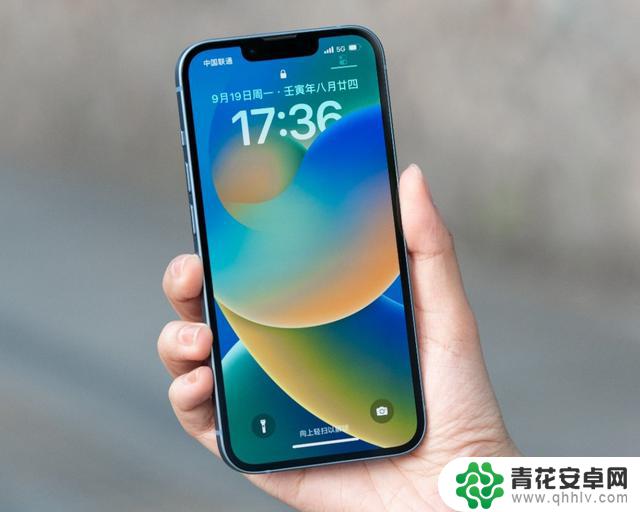 2025年国内苹果手机价格暴跌,这3款“值得入手”的机型不容错过