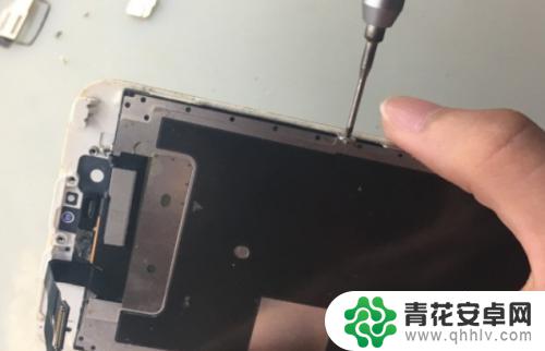 怎么拆苹果手机后盖6s iPhone 6s拆机步骤图文教程