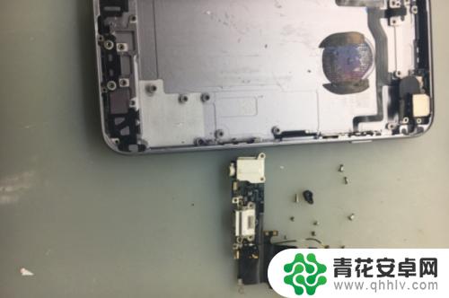 怎么拆苹果手机后盖6s iPhone 6s拆机步骤图文教程