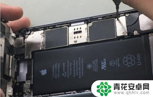 怎么拆苹果手机后盖6s iPhone 6s拆机步骤图文教程