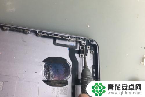 怎么拆苹果手机后盖6s iPhone 6s拆机步骤图文教程