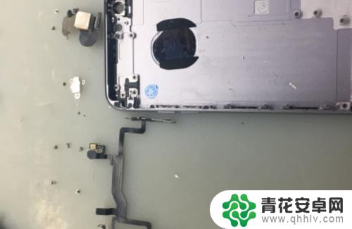 怎么拆苹果手机后盖6s iPhone 6s拆机步骤图文教程